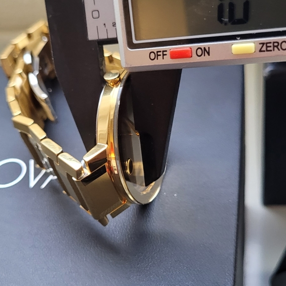 Movado Watch Gold Mirror Dial. $2195 RETAIL - Picture 16 of 16